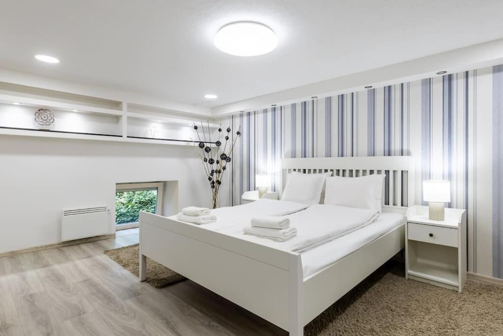 Venus Apartments - Broadway II Budapest Extérieur photo