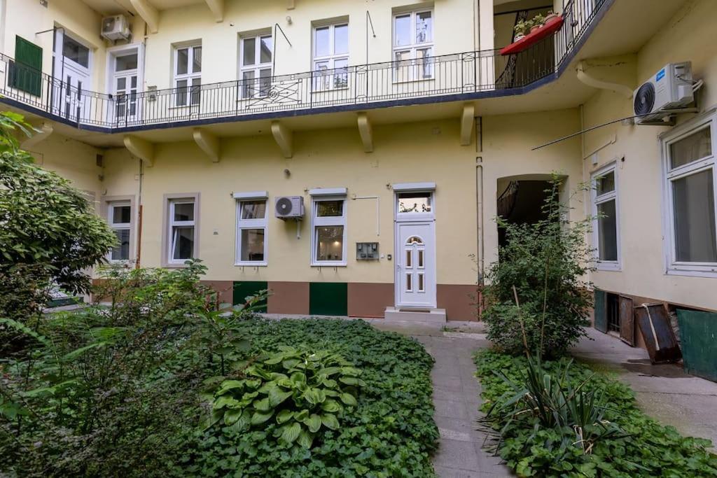 Venus Apartments - Broadway II Budapest Extérieur photo